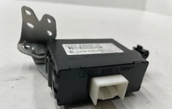 Lexus RX 330 - 350 - 400H Immobilizer control unit/module 8978048020 626404000 97RI010579