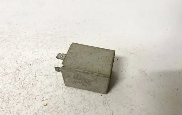 Renault Laguna I Other relay 12V76731