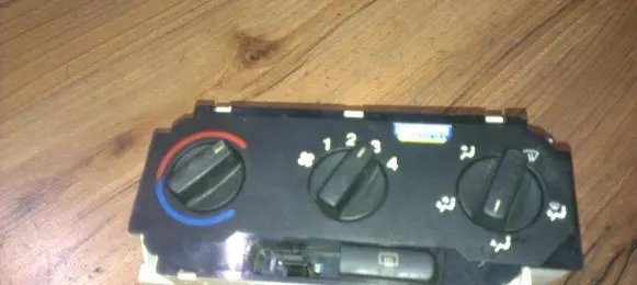 Opel Zafira A Climate control unit 24463627 52496556
