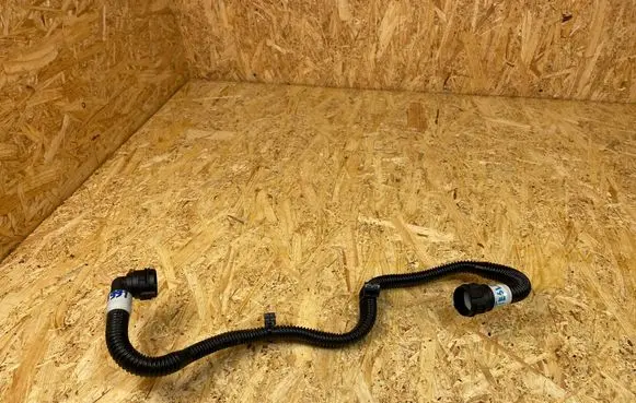 Tesla Model 3 Engine coolant pipe/hose 107760100D