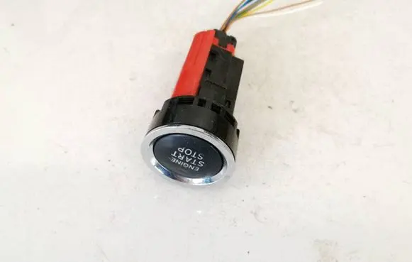 Toyota Auris 150 Engine start stop button switch 15a854 15a851