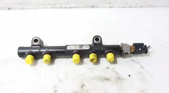 Ford Focus C-MAX Fuel main line pipe
