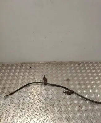 Handbrake/parking brake wiring cable