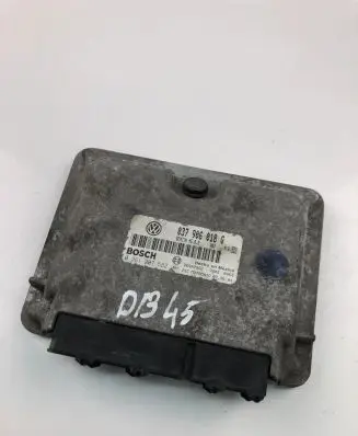 Volkswagen New Beetle Engine control unit/module ECU 037906018G 0261207582