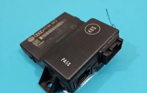 Audi A5 8T 8F Central body control module 8T0907468Q IMPRK1437595