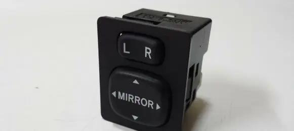 Toyota Auris 150 Wing mirror switch 769746F / 183574