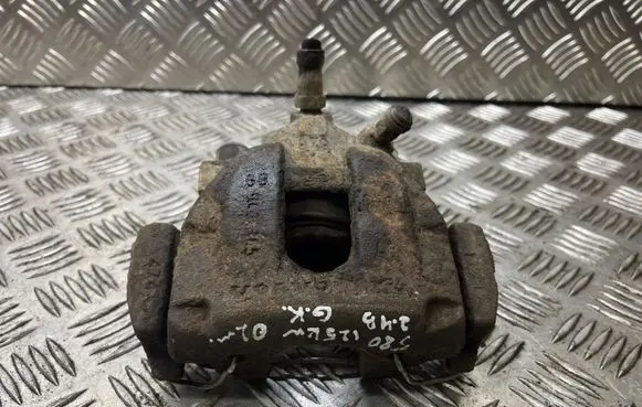 Rear brake caliper