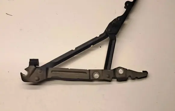 Volvo S80 Tailgate/trunk/boot hinge 9159704