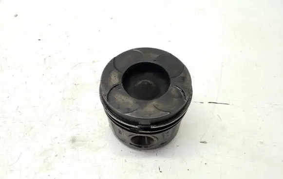 Opel Insignia A Piston 55574804