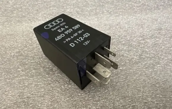 Audi A6 S6 C5 4B Sunroof control unit/module 4B0959589
