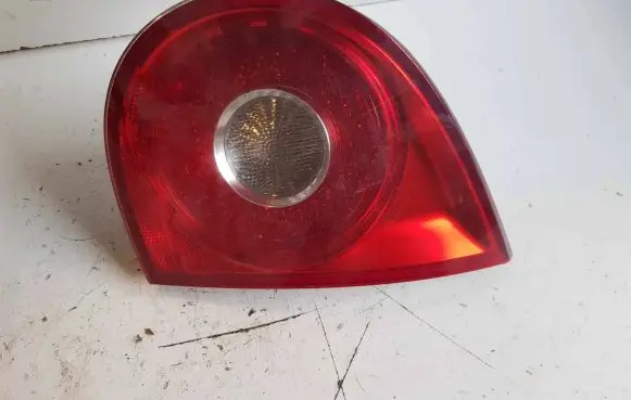 Volkswagen Golf V Tailgate rear/tail lights 1K6945094E 0002735 028500204A