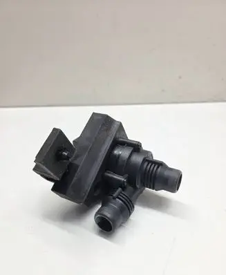 BMW 5 E60 E61 Electric auxiliary coolant/water pump 6922647