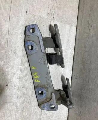 Mini Clubman F54 Tailgate/trunk/boot hinge 7438738