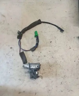 Volvo V40 Ignition lock 28227917 3659AV01125
