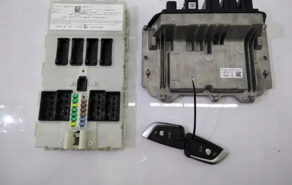 BMW 2 F45 Engine ECU kit and lock set 8655107