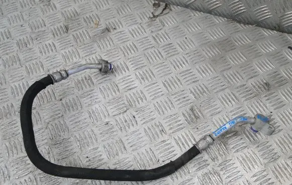 Audi A4 S4 B9 Air conditioning (A/C) pipe/hose 