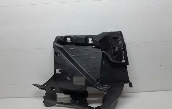 BMW X2 F39 Front bumper mounting bracket 51118069092 8069092