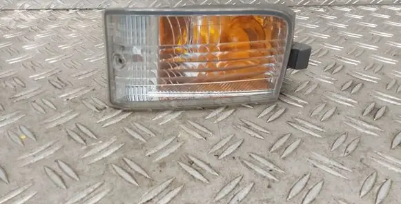 Toyota RAV 4 (XA20) Front indicator light