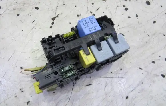 Peugeot 308 Other relay 9806192580