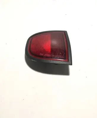 Mitsubishi L200 Rear tail light reflector 25016641 250-16641 9308001