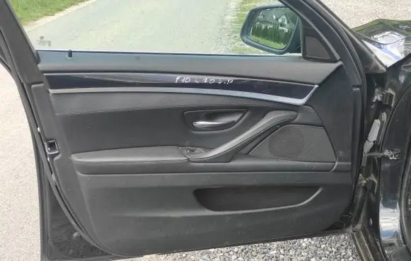 BMW 5 F10 F11 Front door card panel trim