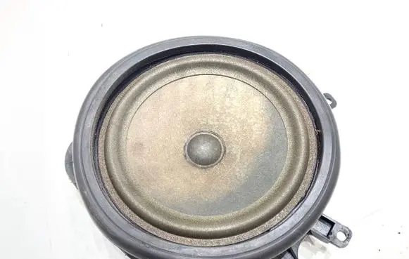 Audi A3 S3 8P Front door speaker 8P0035411