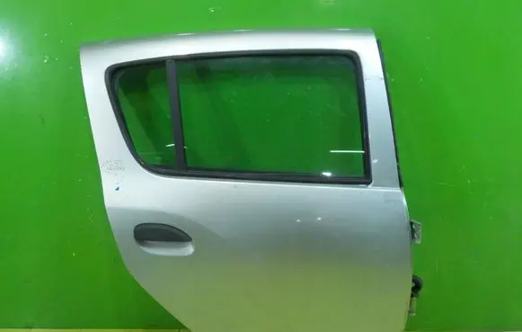 Dacia Sandero II Rear door XP257