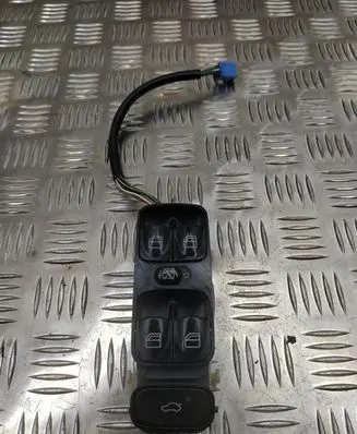 Mercedes-Benz C W203 Electric window control switch A2038210679