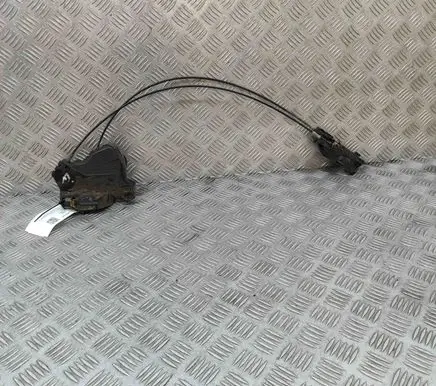 Suzuki Grand Vitara II Coupe door lock (next to the handle) 8225065J21