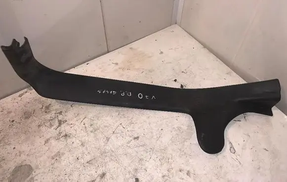 Volvo V70 Front sill trim cover