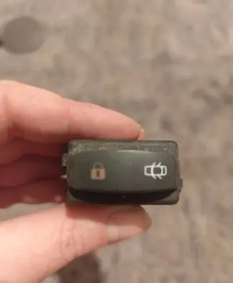 Renault Laguna II Central locking switch button 002446B 26488