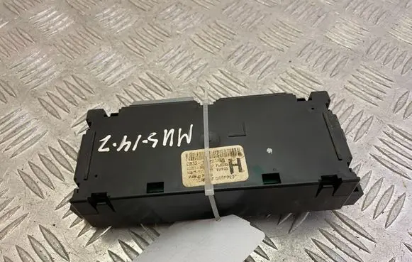 Ford Mustang V Air conditioning/heating control unit CR3319980AB