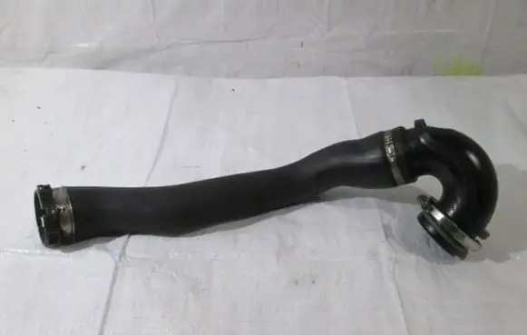 Opel Insignia A Turbo air intake inlet pipe/hose KAL3301