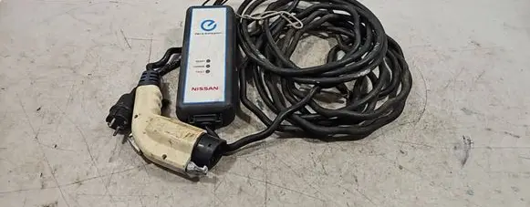 Nissan Leaf I (ZE0) Electric car charging cable 296903NA1B AC220V240V