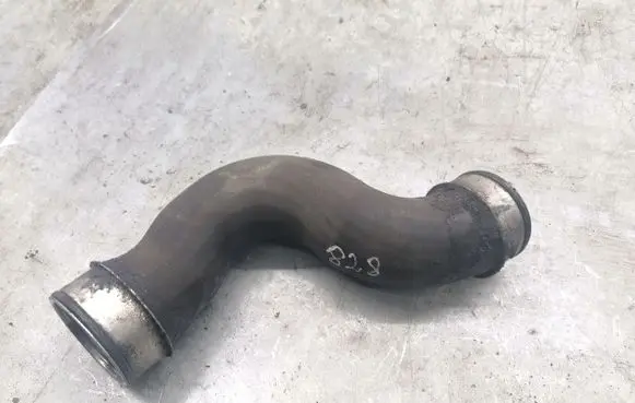 Volkswagen Golf V Intercooler hose/pipe