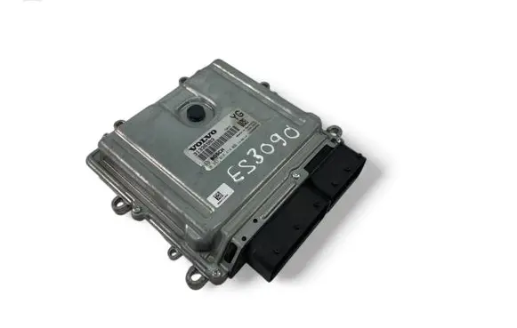 Volvo V70 Engine control unit/module ECU 31336983 0281018414