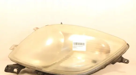 Toyota Yaris Headlight/headlamp 811100D120