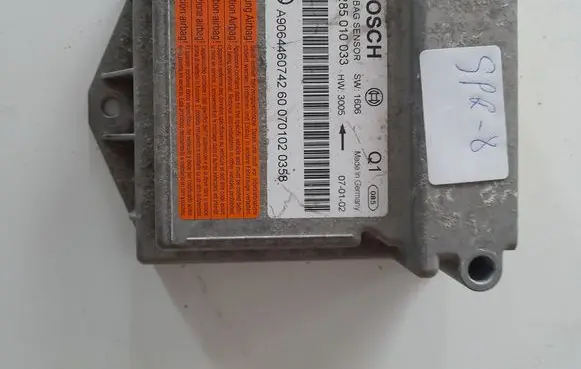 Mercedes-Benz Sprinter W906 Airbag control unit/module 0285010033 A9064460742
