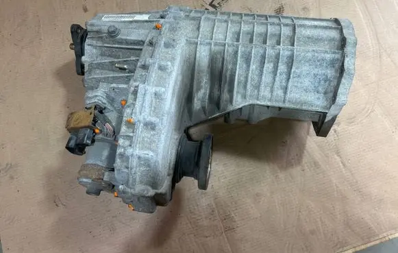 Porsche Cayenne (9PA) Gearbox transfer box case 0AD341041C