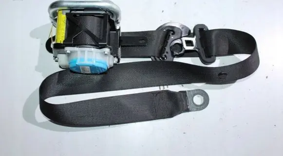 Peugeot 107 Seat belt trim 7P2170P