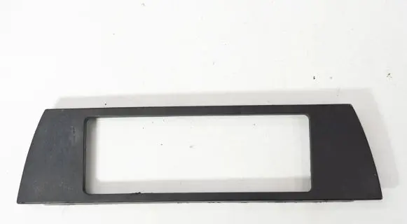 Audi A6 S6 C4 4A Radio/GPS head unit trim 4A0820325B