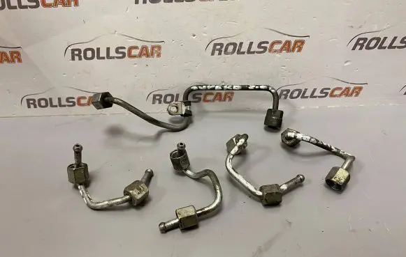 Skoda Superb B6 (3T) Fuel injector supply line/pipe 