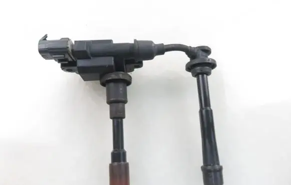 High voltage ignition coil