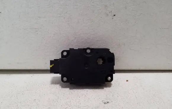 Audi Q7 4M Air flap motor/actuator DA893009 ZBAT0063D13