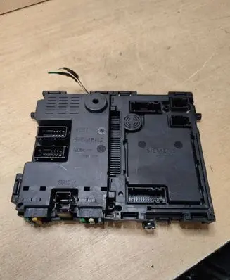 Peugeot 206 Fuse box set 9626460880 S105834300E