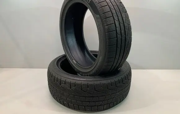 BMW X1 F48 F49 R18 winter tire 