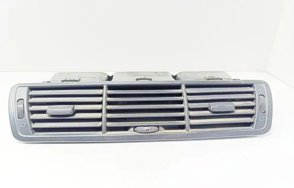 Peugeot 807 Dash center air vent grill 1484107077C