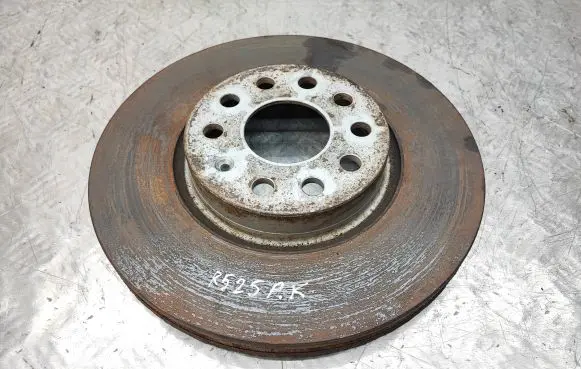 Volkswagen PASSAT B7 Front brake disc
