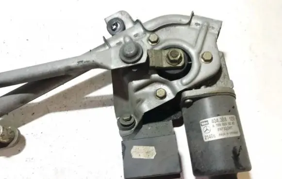 Mercedes-Benz A W168 Wiper motor a1688200242 404388