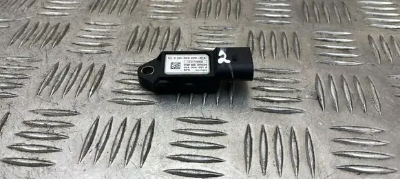 Audi Q7 4L Exhaust gas pressure sensor 0281006006 059906051A